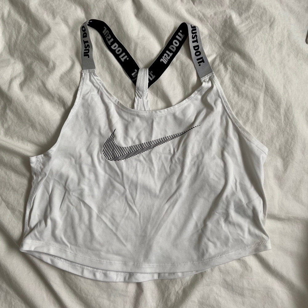 Nike Crop Top (S)